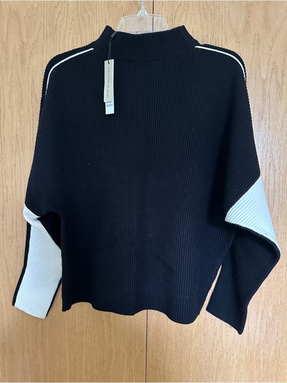 Tahari Black & White Ribbed Mock Neck Sweater